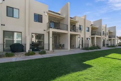 710 W Akoya Pearl St #85, Saint George, UT 84790