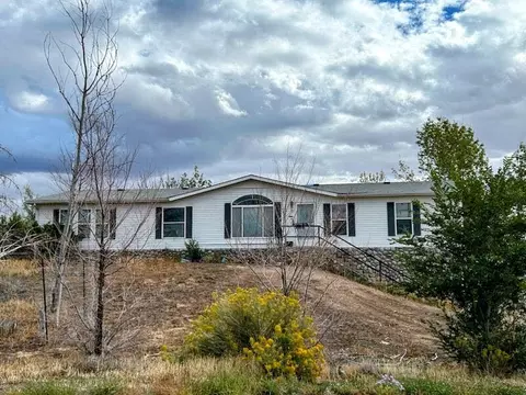 385 S 100 W, Escalante, UT 84726
