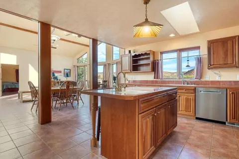 Kitchen - 40 S 7440 E, Kanab, UT 84741 photo 4 of 4