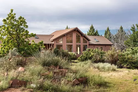 Exterior - 40 S 7440 E, Kanab, UT 84741 photo 3 of 11