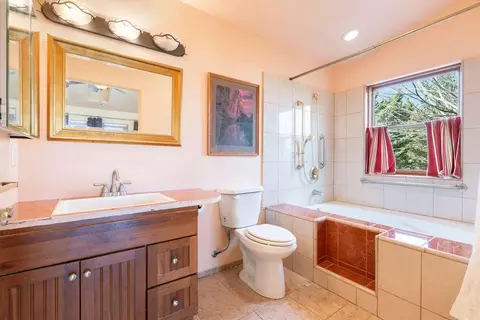 Bath - 40 S 7440 E, Kanab, UT 84741 photo 1 of 4