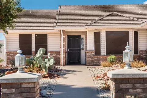 Exterior - 286 S Xavier Cir, Ivins, UT 84738 photo 4 of 9