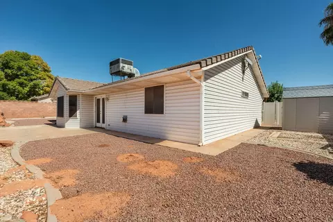 Exterior - 286 S Xavier Cir, Ivins, UT 84738 photo 6 of 9