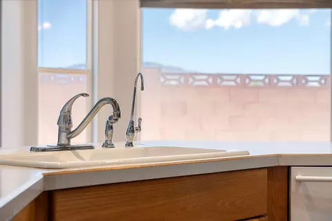 Kitchen - 286 S Xavier Cir, Ivins, UT 84738 photo 4 of 4
