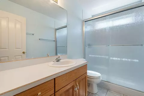 Bath - 286 S Xavier Cir, Ivins, UT 84738 photo 4 of 4