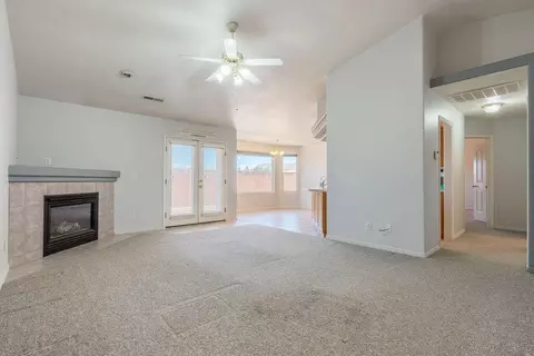 Living - 286 S Xavier Cir, Ivins, UT 84738 photo 2 of 4