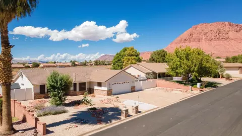 View/Area - 286 S Xavier Cir, Ivins, UT 84738 photo 3 of 6