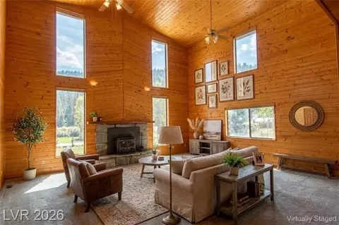 Living - 1129 E Ponderosa, Hatch, UT 84735 photo 2 of 8
