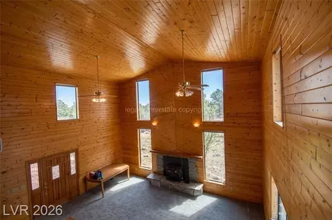 Living - 1129 E Ponderosa, Hatch, UT 84735 photo 7 of 8