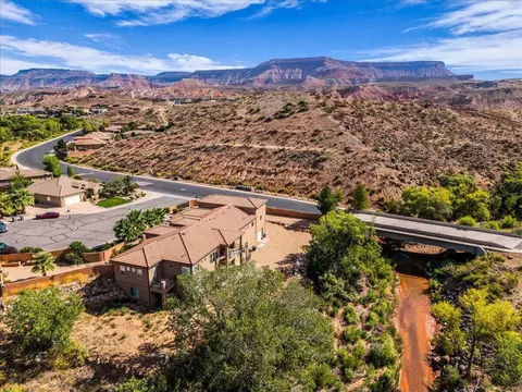 View/Area - 86 E Kolob Cir, Toquerville, UT 84774 photo 5 of 6