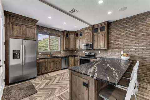 Kitchen - 86 E Kolob Cir, Toquerville, UT 84774 photo 6 of 6
