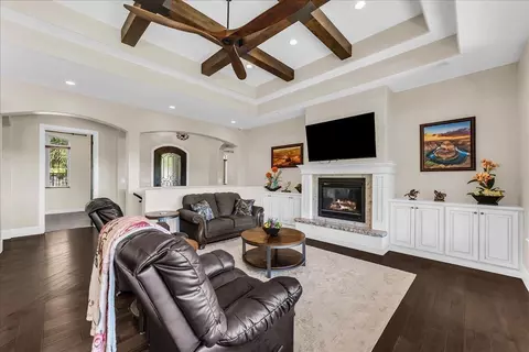 Living - 86 E Kolob Cir, Toquerville, UT 84774 photo 2 of 5