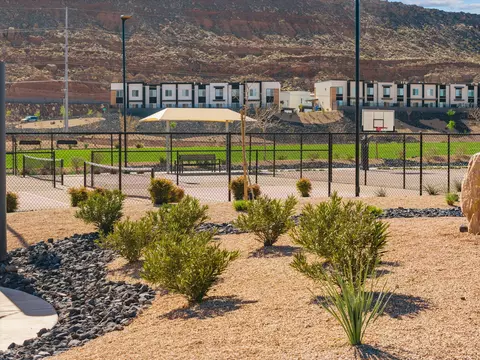Exterior - 1737 S Devils Garden Ln, Washington, UT 84780 photo 6 of 7