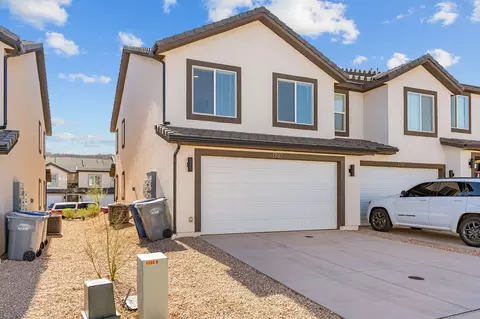 Exterior - 1737 S Devils Garden Ln, Washington, UT 84780 photo 3 of 7