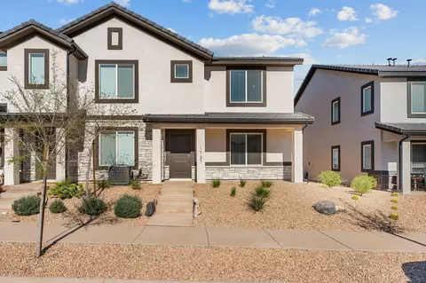 Exterior - 1737 S Devils Garden Ln, Washington, UT 84780 photo 2 of 7