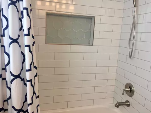 Bath - 722 W 1545 North Cir, Washington, UT 84780 photo 4 of 6