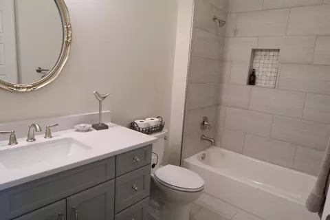 Bath - 722 W 1545 North Cir, Washington, UT 84780 photo 5 of 6