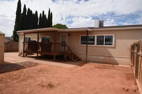 20 E 450 S, Ivins, UT 84738