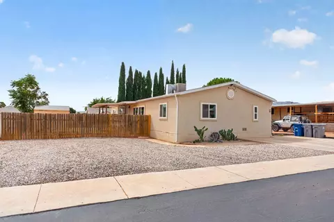 20 E 450 S, Ivins, UT 84738