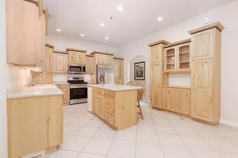 Kitchen - 752 W 60 N, Parowan, UT 84761 photo 3 of 8