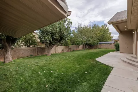 Exterior - 752 W 60 N, Parowan, UT 84761 photo 6 of 9