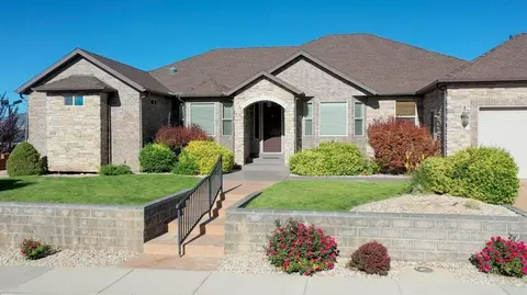 Exterior - 252 S Ridgeview W, Cedar City, UT 84720 photo 12 of 13
