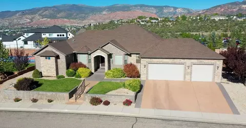 Exterior - 252 S Ridgeview W, Cedar City, UT 84720 photo 13 of 13