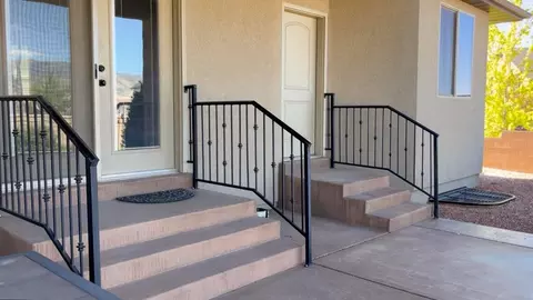 Exterior - 252 S Ridgeview W, Cedar City, UT 84720 photo 6 of 13