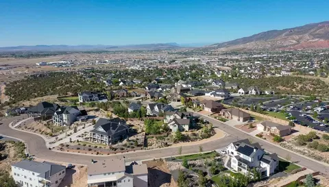 View/Area - 252 S Ridgeview W, Cedar City, UT 84720 photo 6 of 12