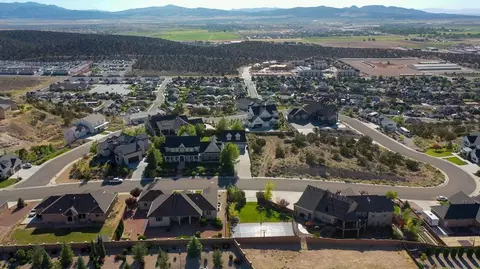 View/Area - 252 S Ridgeview W, Cedar City, UT 84720 photo 7 of 12