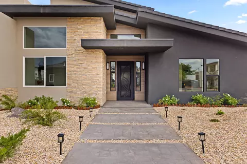 Exterior - 1108 Florence Cir, Hurricane, UT 84737 photo 9 of 10