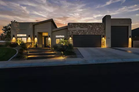 1395 W Fish Rock Rd, Saint George, UT 84770