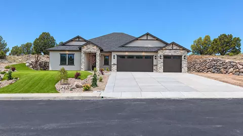 3492 W Hidden Hills Lp Lp, Cedar City, UT 84720
