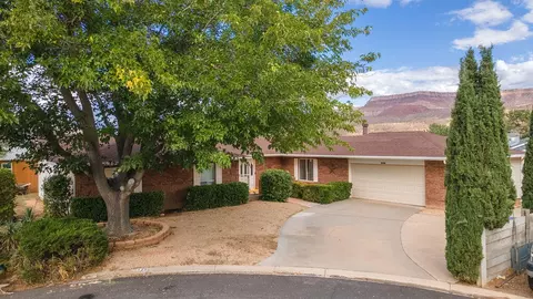 520 N 290 W Cir, La Verkin, UT 84745