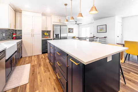 Kitchen - 175 N 160 E, Hurricane, UT 84737 photo 3 of 6