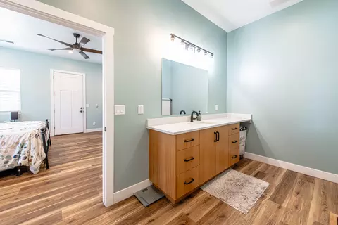 Bath - 175 N 160 E, Hurricane, UT 84737 photo 5 of 8