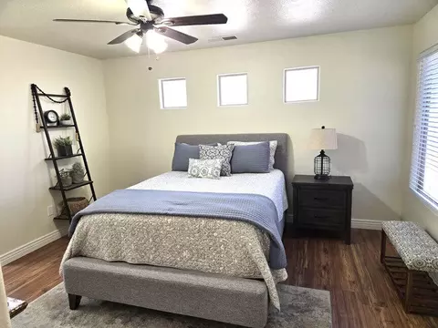 Bedroom - 2615 E Hilltop Ledge Dr, Washington, UT 84780 photo 2 of 3