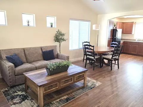 Living - 2615 E Hilltop Ledge Dr, Washington, UT 84780 photo 2 of 3