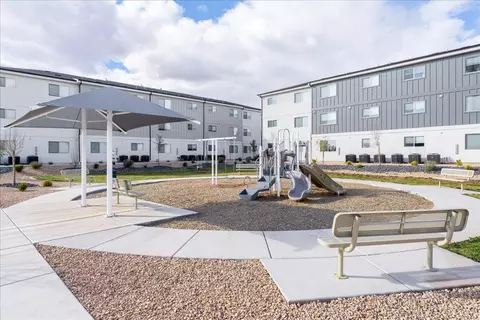 Exterior - 1167 E Telegraph St #C201, Washington, UT 84780 photo 6 of 7