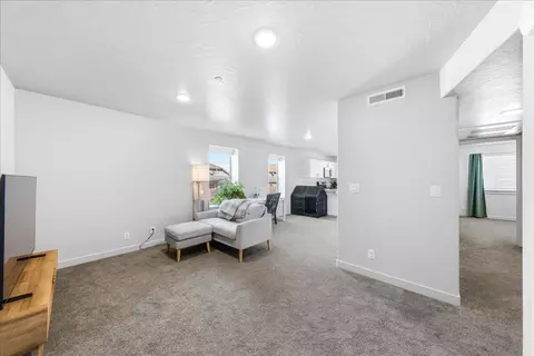 Entry Way - 1167 E Telegraph St #C201, Washington, UT 84780 photo 3 of 6