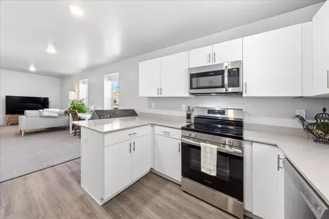 Kitchen - 1167 E Telegraph St #C201, Washington, UT 84780 photo 3 of 4