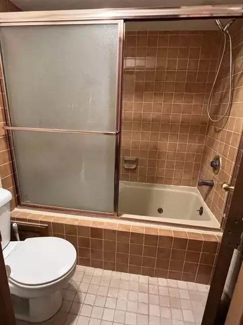 Bath - 150 W Ridge View St #233, Brian Head, UT 84719 photo 2 of 2