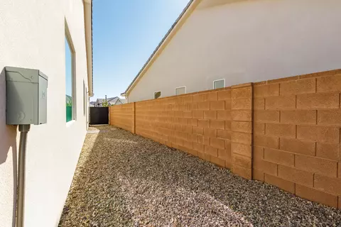 Exterior - 2901 E Rill Dr, Washington, UT 84780 photo 9 of 9