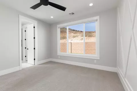Bedroom - 2901 E Rill Dr, Washington, UT 84780 photo 4 of 5