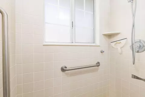 Bath - 970 E 700 S #15, Saint George, UT 84790 photo 3 of 3