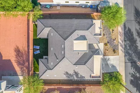View/Area - 233 E 300 N, Ivins, UT 84738 photo 1 of 6