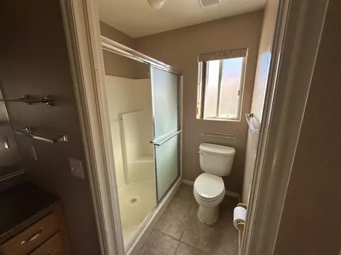 Bath - 504 E Telegraph St # 8, Washington, UT 84780 photo 3 of 3