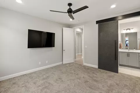 Bedroom - 1060 W Jonathon Dr, Washington, UT 84780 photo 3 of 5