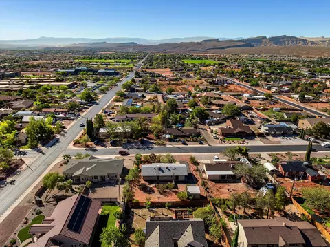 View/Area - 175 E 300 N, Ivins, UT 84738 photo 1 of 10