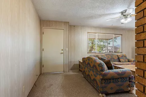 Entry Way - 175 E 300 N, Ivins, UT 84738 photo 1 of 2